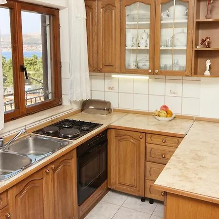 Arbanija 5228e Appartement Trogir