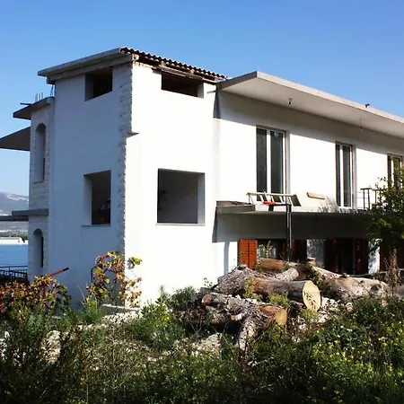 Appartement Arbanija 5228e *